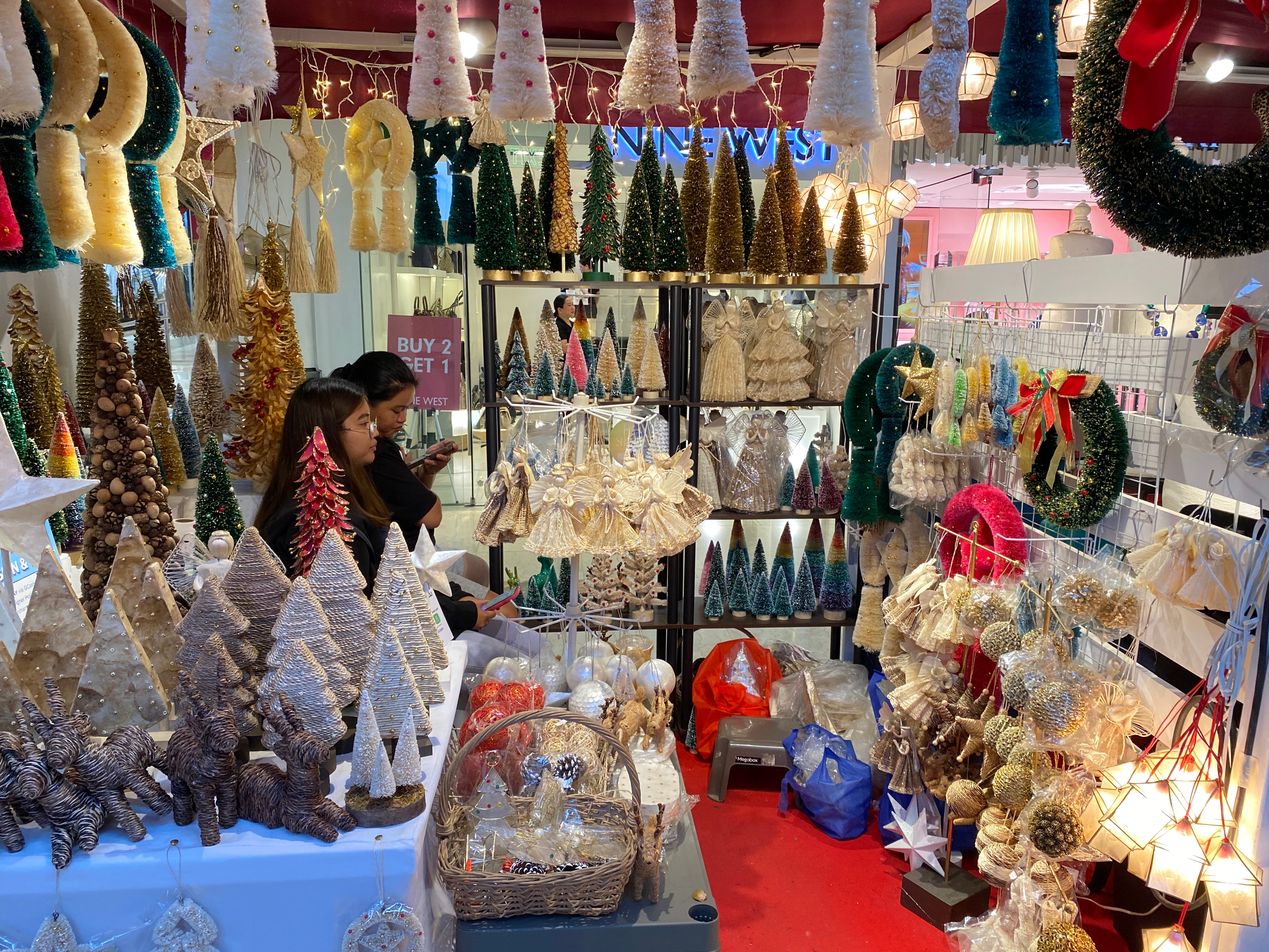 Christmas Decor Hunting